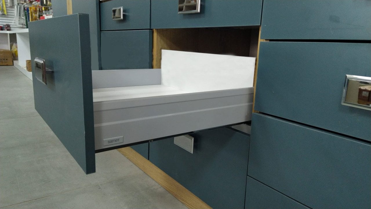 samet-alphabox-yanakli-gri-cekmece-rayi_67acbd885085c